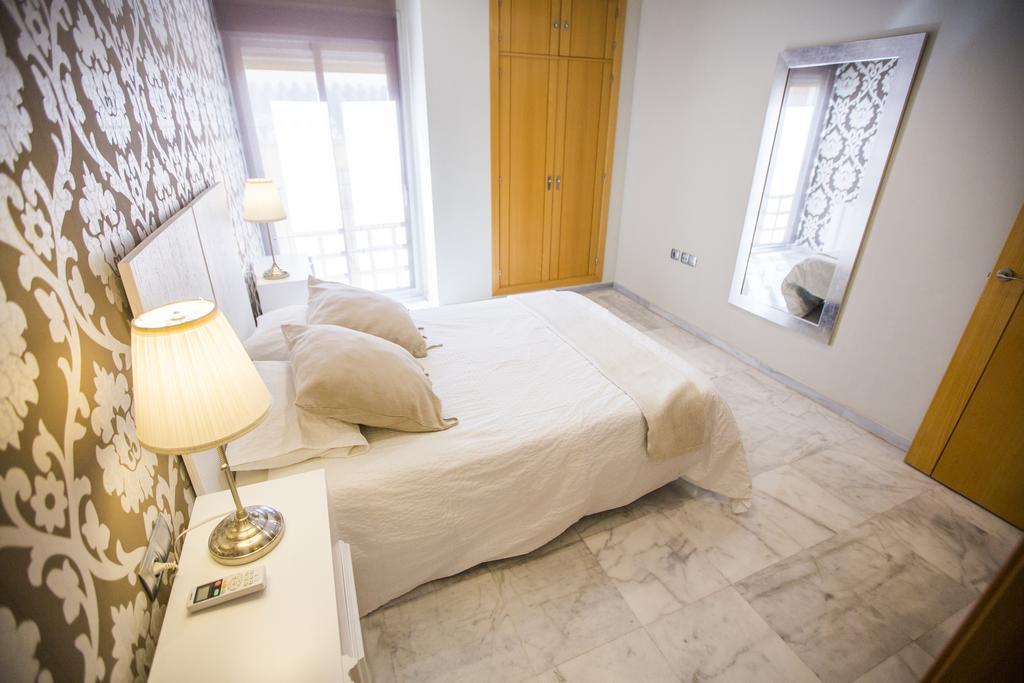 AB Apartamentos Reding Malaga Bagian luar foto