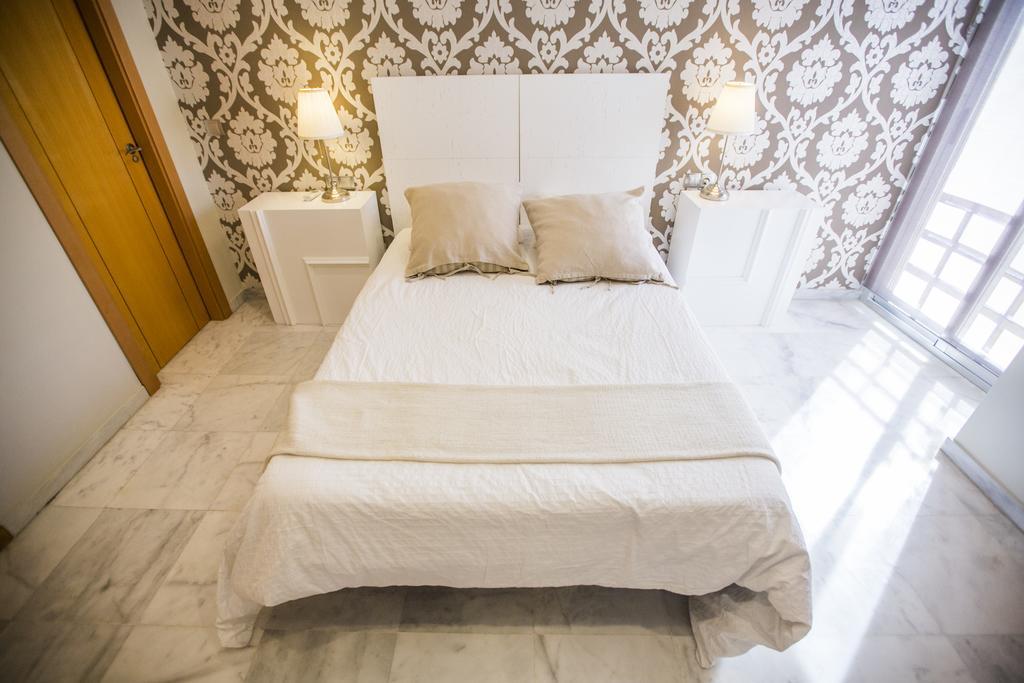 AB Apartamentos Reding Malaga Bagian luar foto