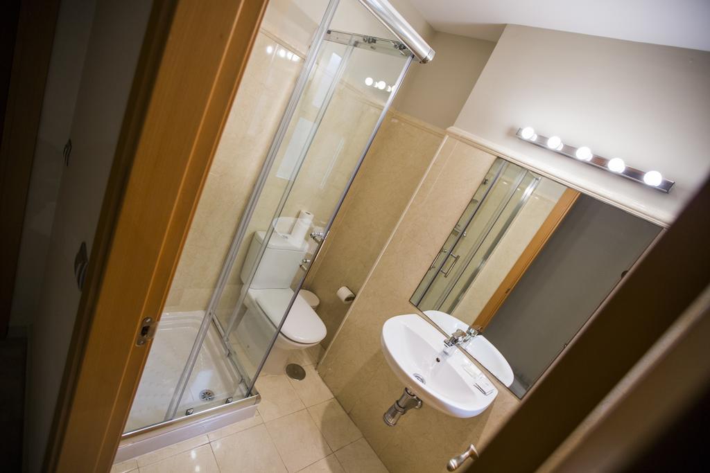 AB Apartamentos Reding Malaga Bagian luar foto