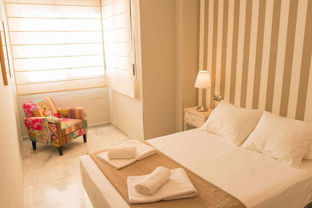 AB Apartamentos Reding Malaga Bagian luar foto